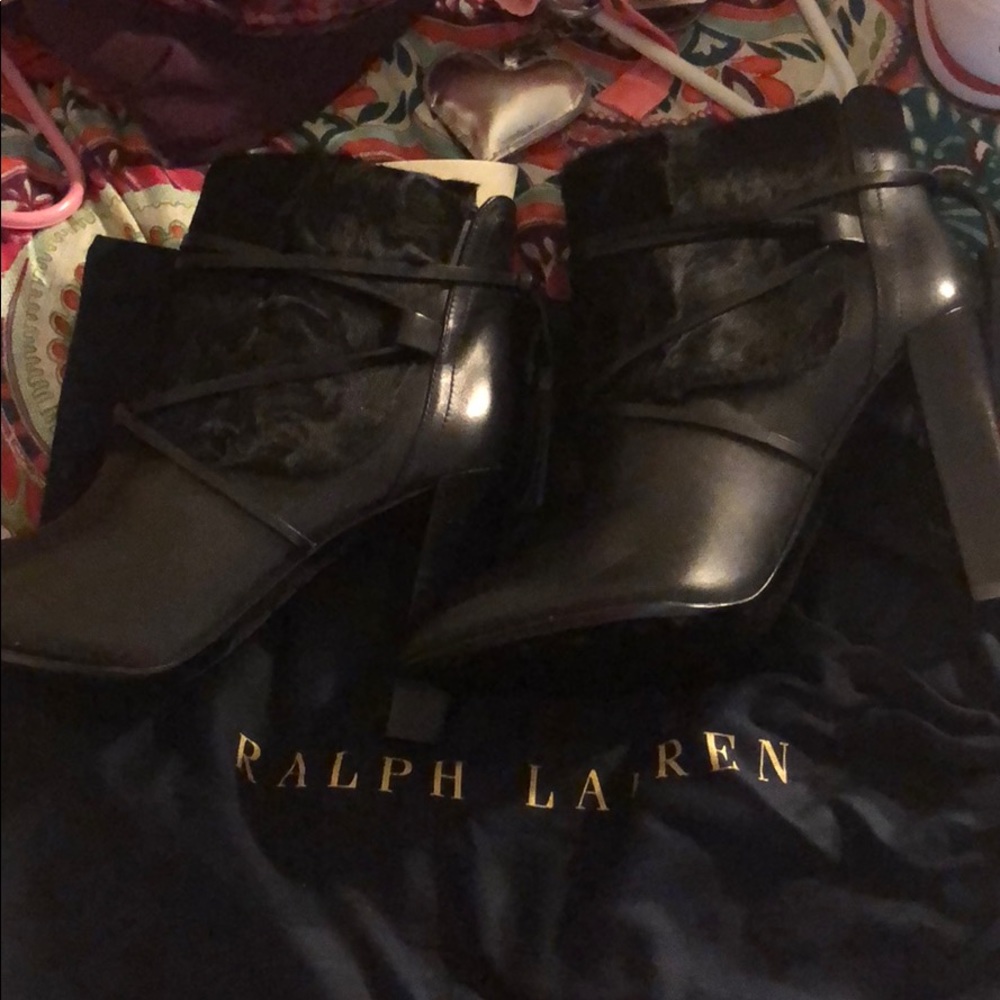 Women’s leather faux boots (New)